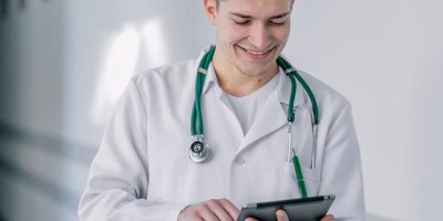 Blog-Post-Gestao-de-Servicos-para-Eficiencia-Operacional-Hospitalar-930x620